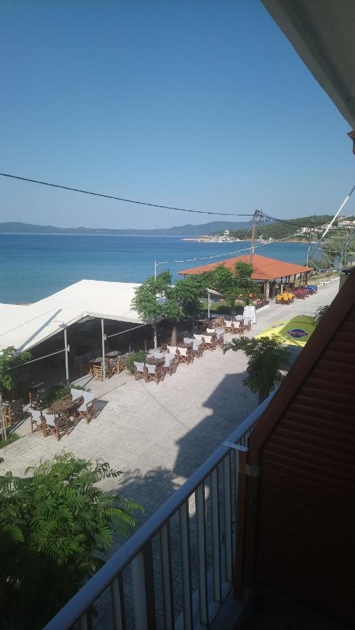 Diolkos Apartement Néa Róda Kültér fotó