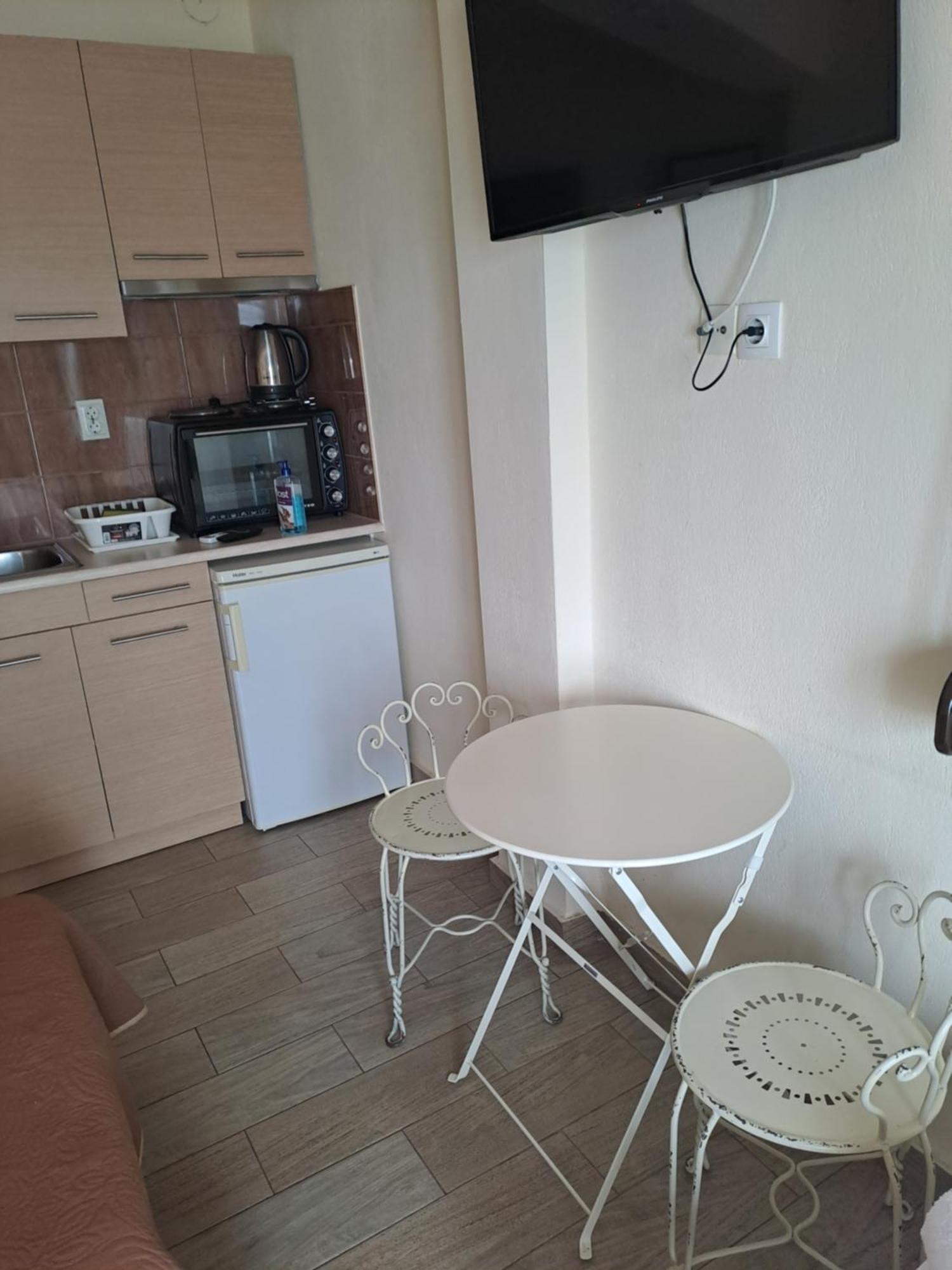 Diolkos Apartement Néa Róda Kültér fotó