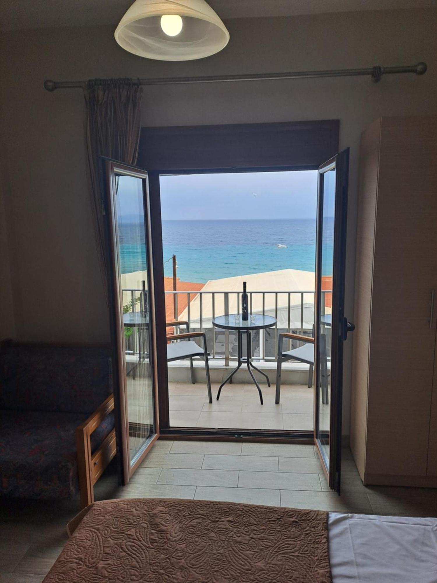 Diolkos Apartement Néa Róda Szoba fotó