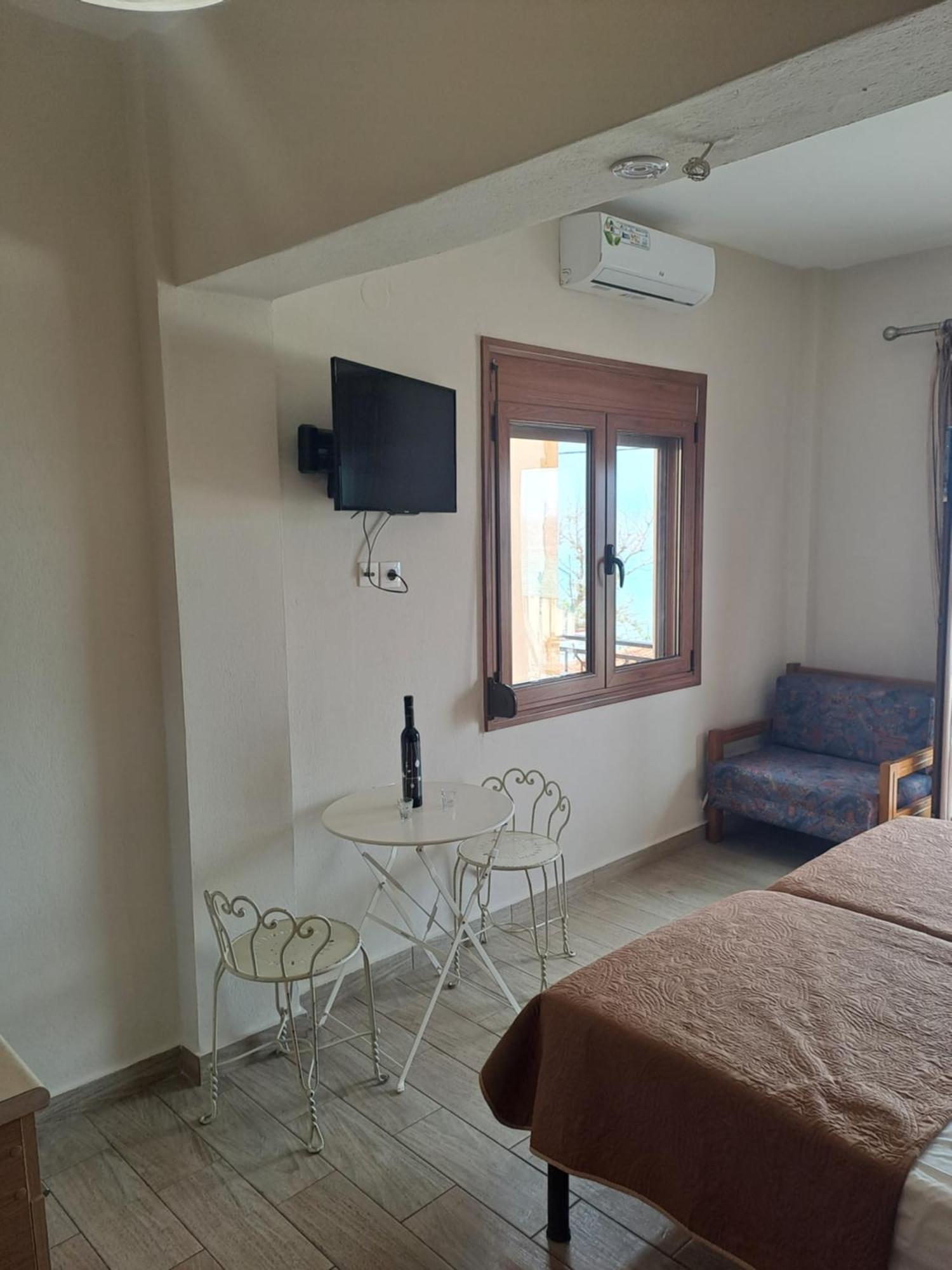 Diolkos Apartement Néa Róda Szoba fotó