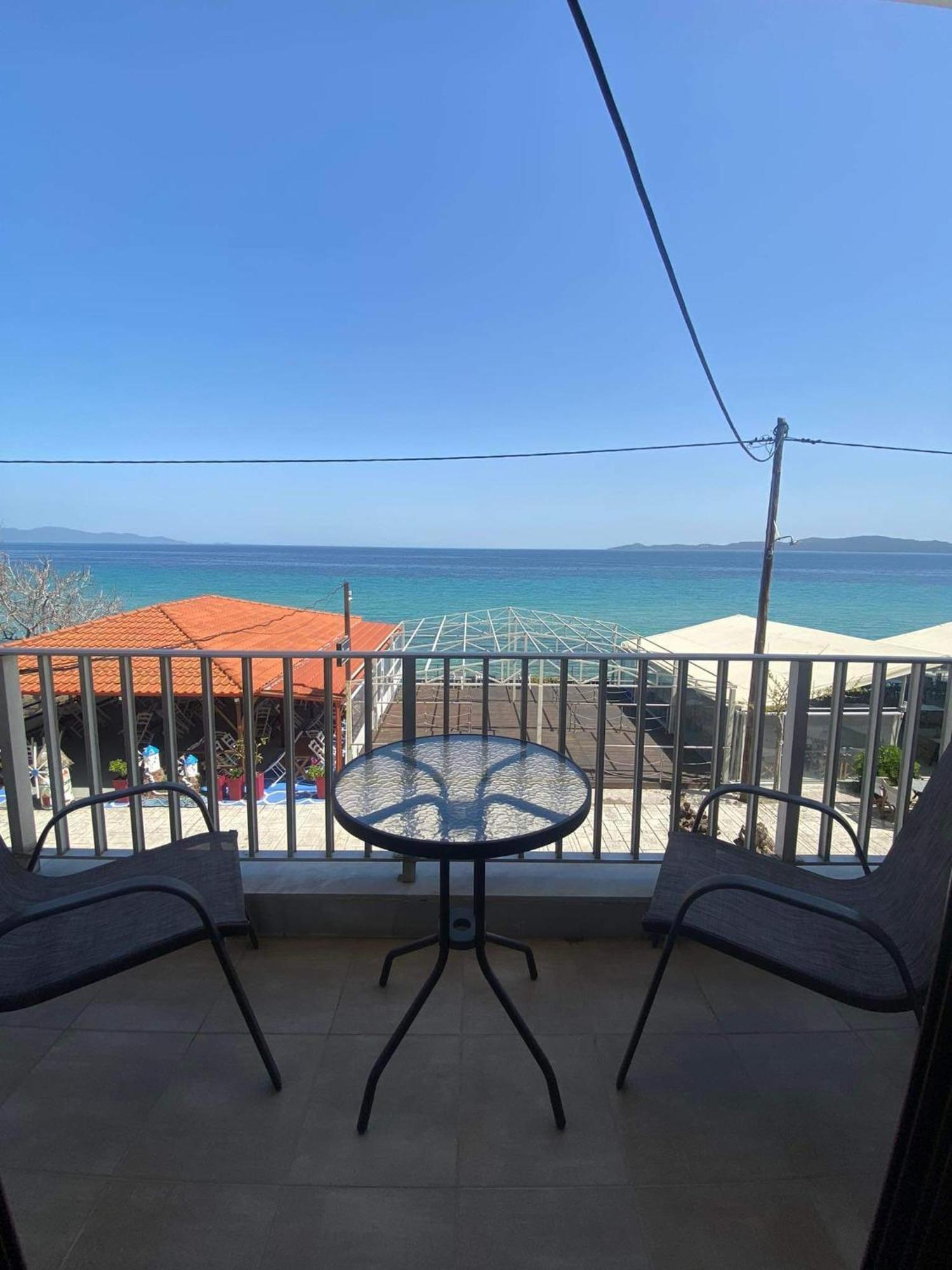 Diolkos Apartement Néa Róda Szoba fotó