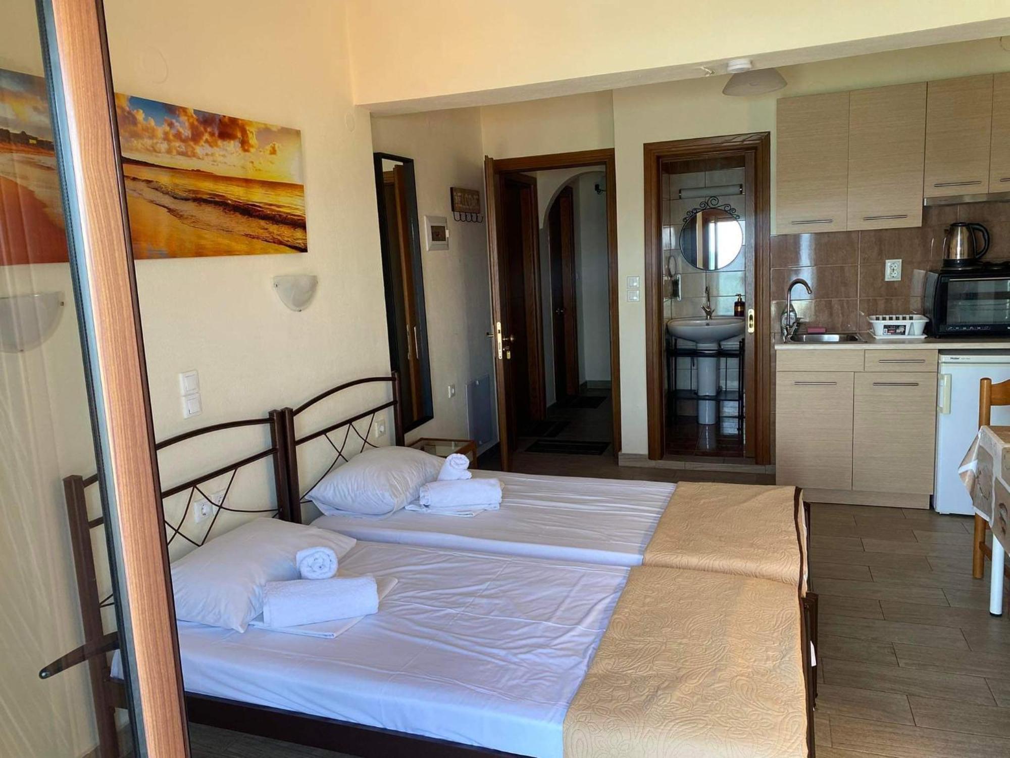 Diolkos Apartement Néa Róda Szoba fotó