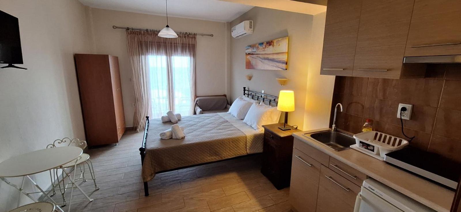 Diolkos Apartement Néa Róda Szoba fotó
